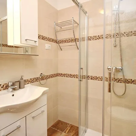 Апартаменты Gemuetliche In Mit Eigenem Balkon By Interhome *