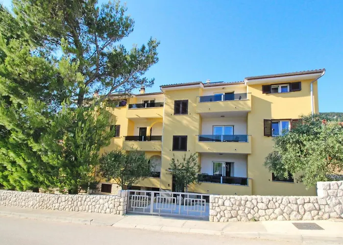 Διαμέρισμα Gemuetliche In Mit Eigenem Balkon By Interhome Baška