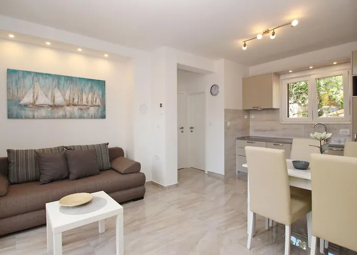 Gemuetliche In Mit Eigenem Balkon By Interhome * Baška